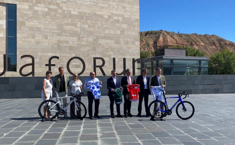  Logroño se engalana para recibir la Vuelta Ciclista a España