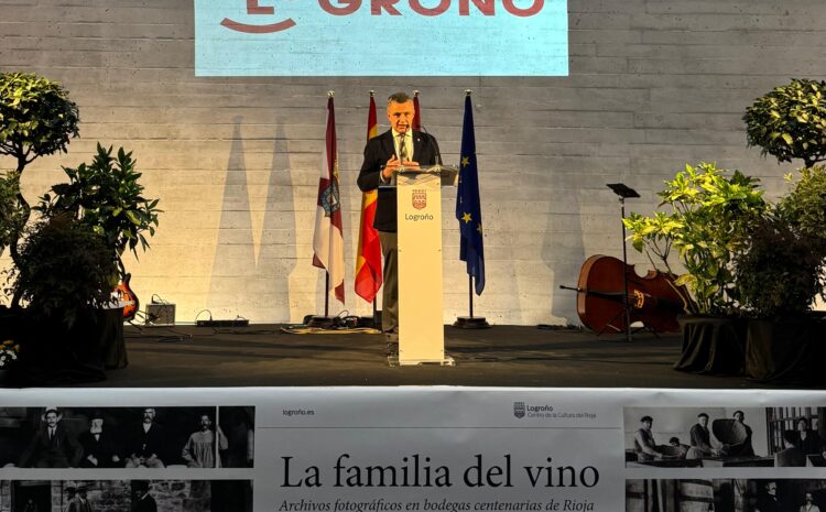 El CCR acoge ‘La Familia del Vino’, un recorrido fotográfico por el origen del Rioja