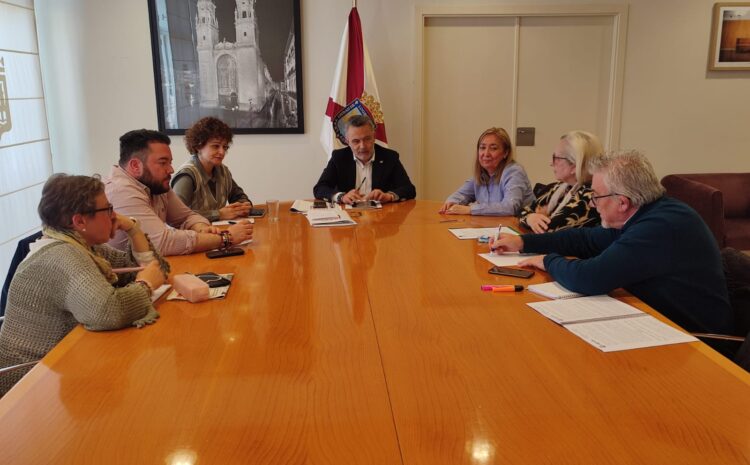  El alcalde de Logroño analiza con la Federación de Vecinos la nueva ordenanza de terrazas